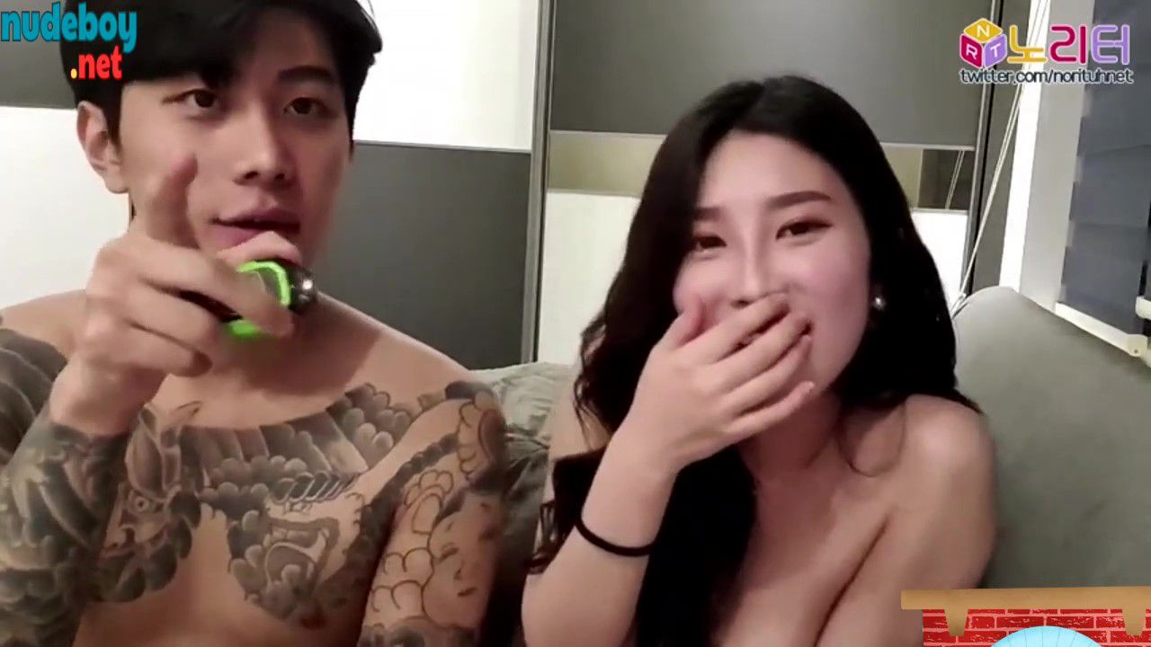 yan jiayou gay porn - Norituhnet - Handsome Korean guy sucking breast