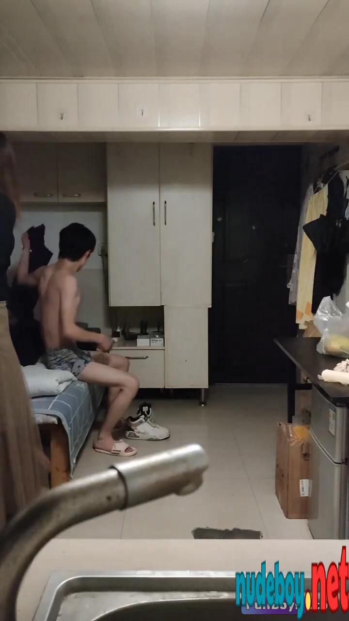 asain gayporn - Sister Hong sucks the cock of a hot handsome guy