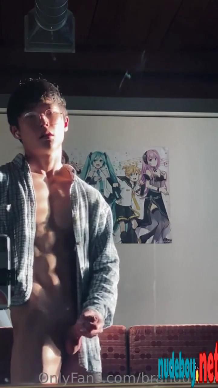 ricky76727196 - Handsome young Korean men are masturbating