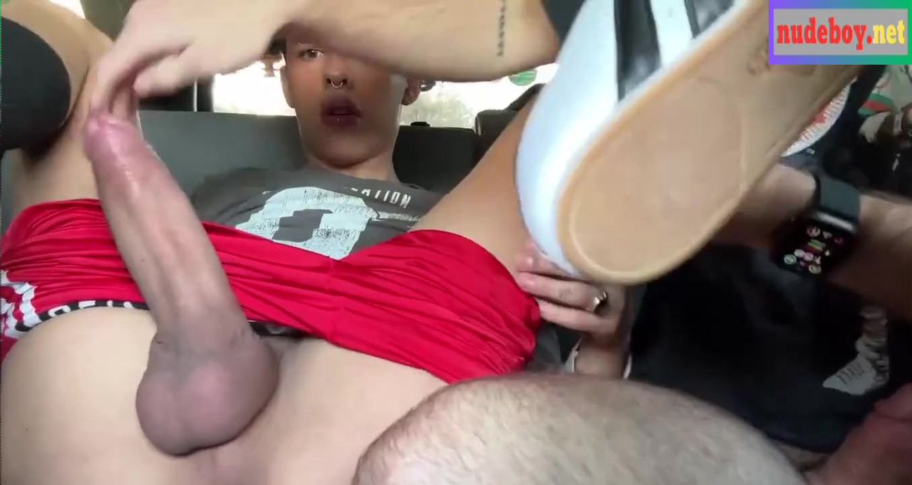 sinchonut straight - Squeezing sperm with my big dick brother in the car